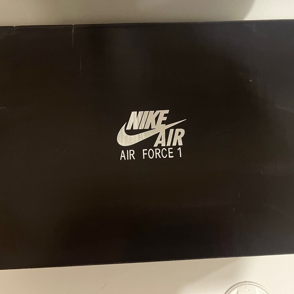 Air Force 1 high top sneaker - Picture 5 of 5